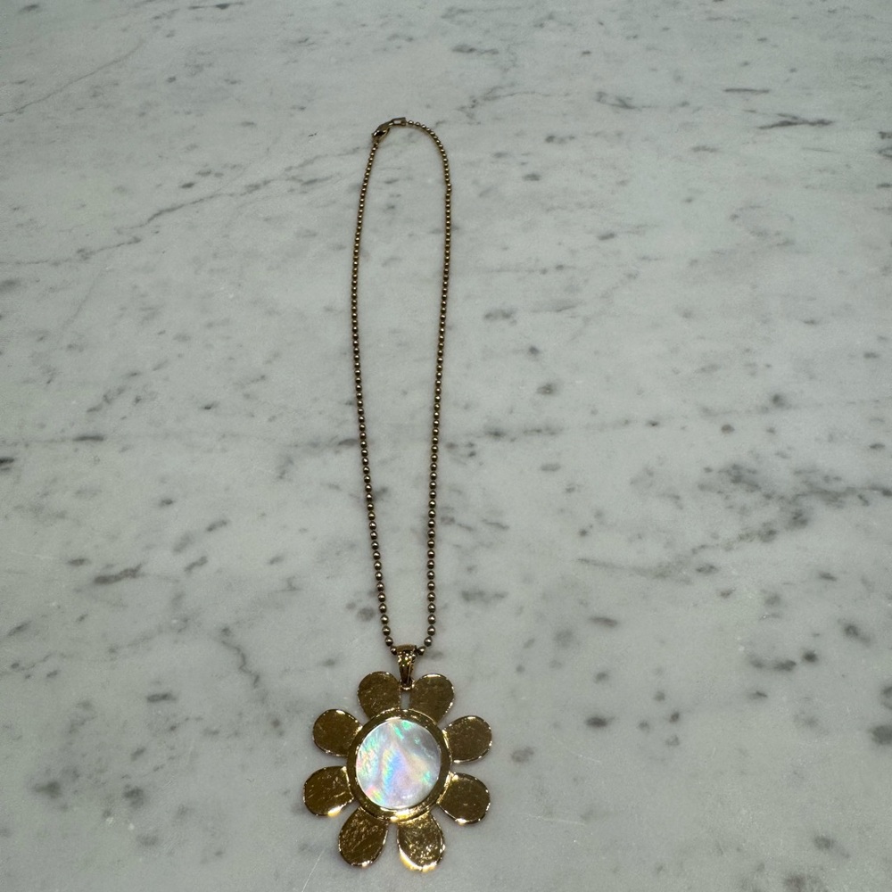 ASHA - Gold Floral Pendant Necklace with Iridescent Mother-of-Pearl Center - Picture 7 of 7